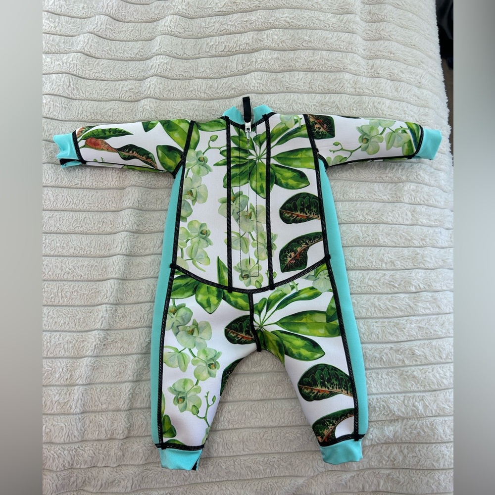 Infant Wetsuit - Picture 2 of 6